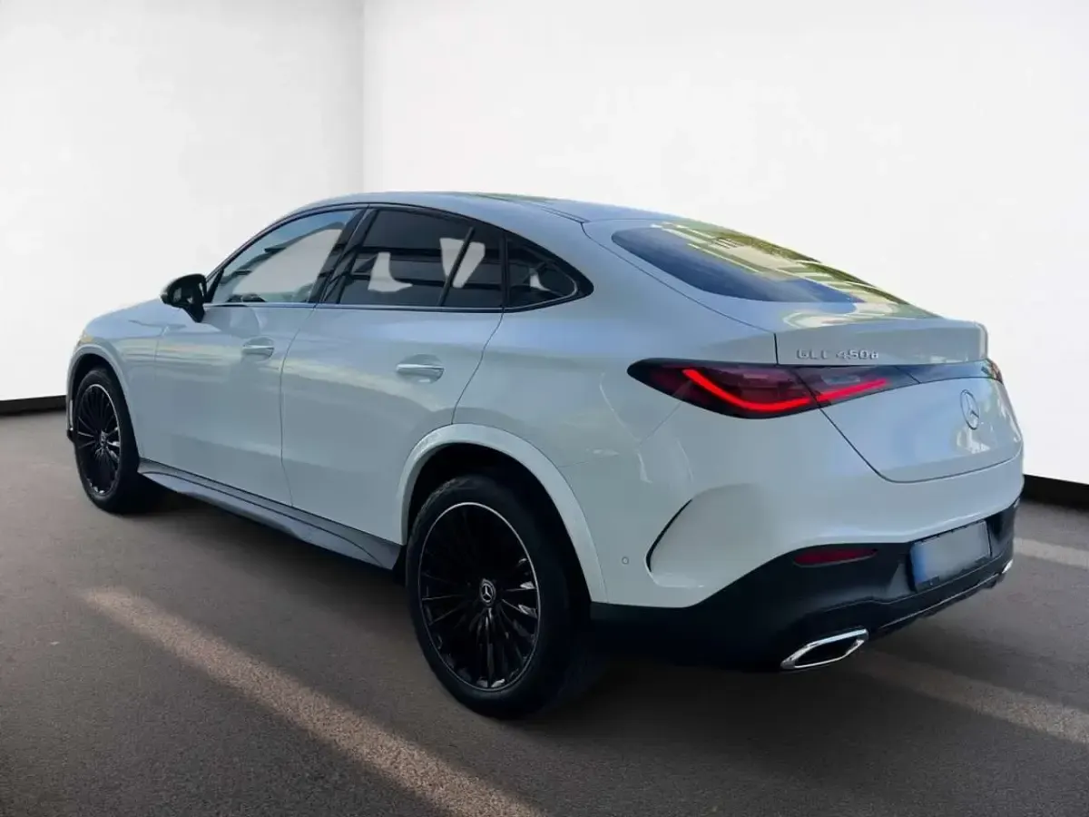 Gebraucht Mercedes GLC450 AMG 367 PS (269 kW) 2026 Manufaktur lack manufaktur opalithweiß bright SUV