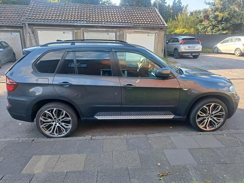 Gebraucht BMW X5 245 PS (180 kW) 2011 Grau SUV
