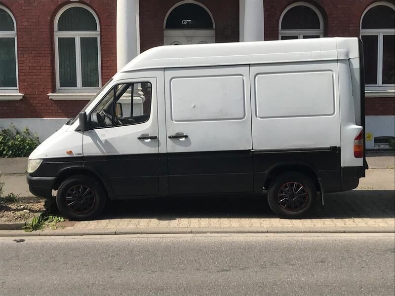 Weiß Gebraucht 2000 Mercedes Sprinter Van | 2.850 € - Bild 1/4