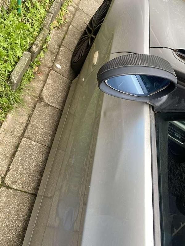 Gebraucht BMW 318 122 PS (89 kW) 2007 Grau Limousine