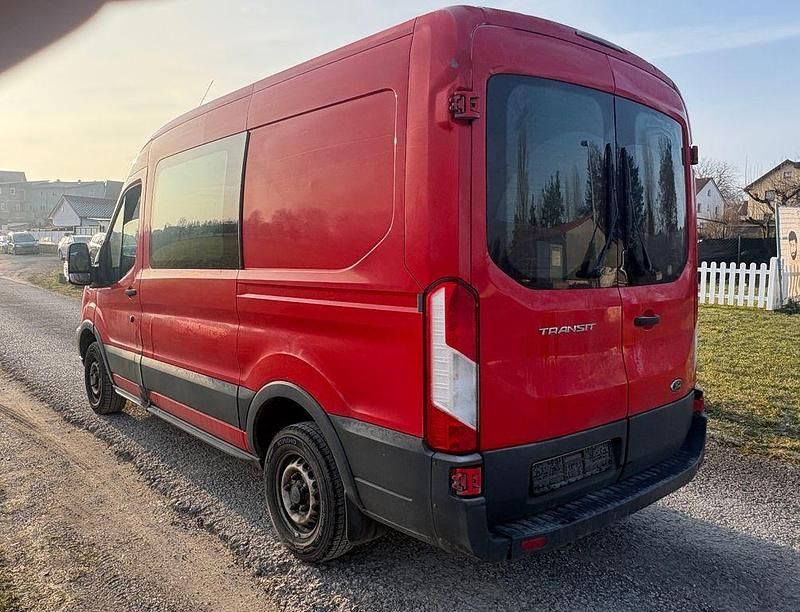 Gebraucht Ford Transit 131 PS (96 kW) 2017 Rot Van / Kleinbus