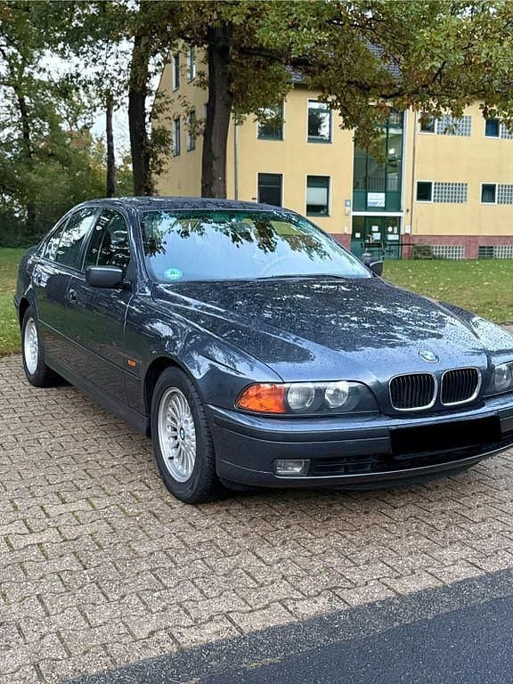 Gebraucht BMW 520 150 PS (110 kW) 1997 Grau Limousine