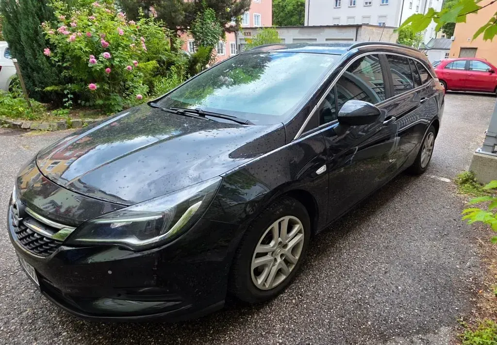 Gebraucht Opel Astra 136 PS (100 kW) 2019 Schwarz Limousine