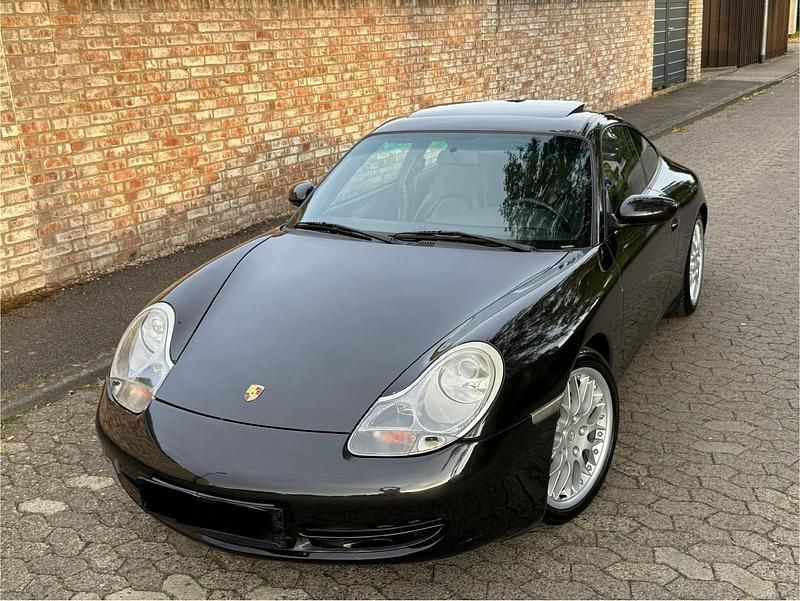 Schwarz Gebraucht 2000 Porsche 911 Carrera 4 Coupé | 37.996 € (Fairer Preis) - Bild 1/4
