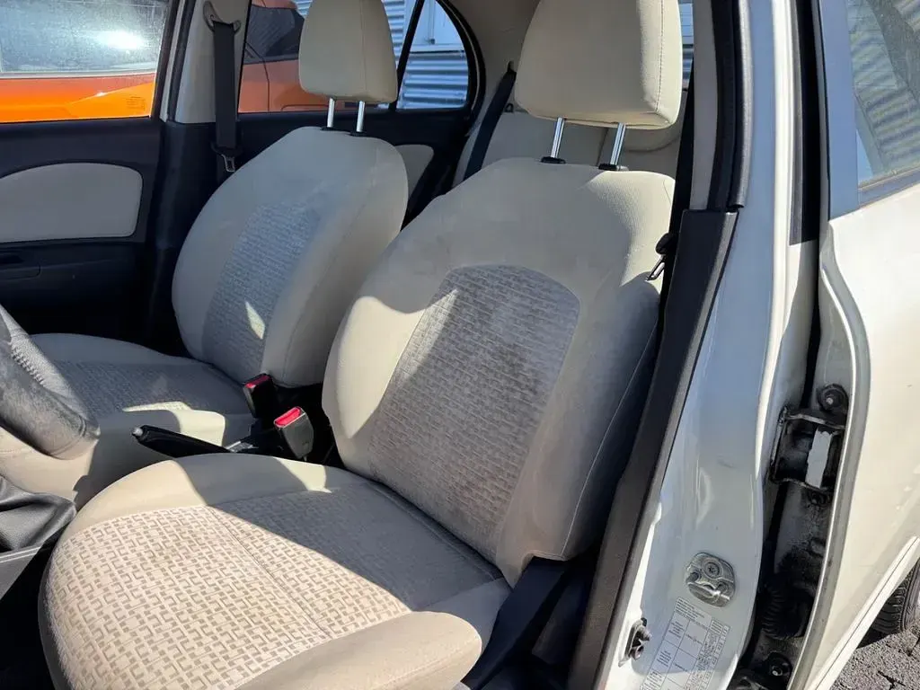 Gebraucht Nissan Micra 98 PS (72 kW) 2012 Weiß Kleinwagen