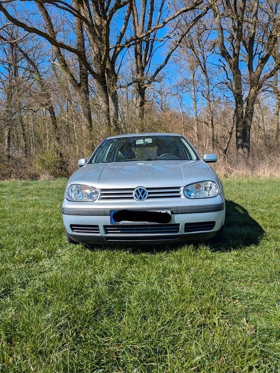 Gebraucht VW Golf IV Basis 105 PS (77 kW) 2002 Silber Limousine