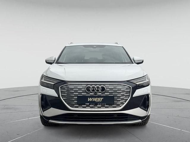 Gebraucht Audi Q4 e-tron Ambiente 150 kW (204 PS) 2022 Gletscherweiß metallic SUV