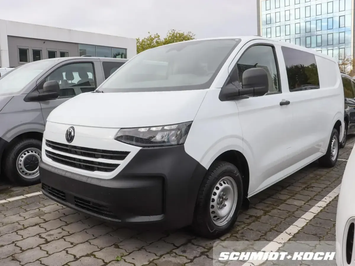Neu VW T7 150 PS (110 kW) 2026 Clear white (weiß) Van