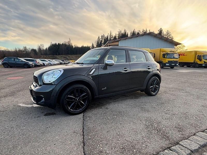 Gebraucht Mini Cooper SD 143 PS (105 kW) 2012 Schwarz Kleinwagen