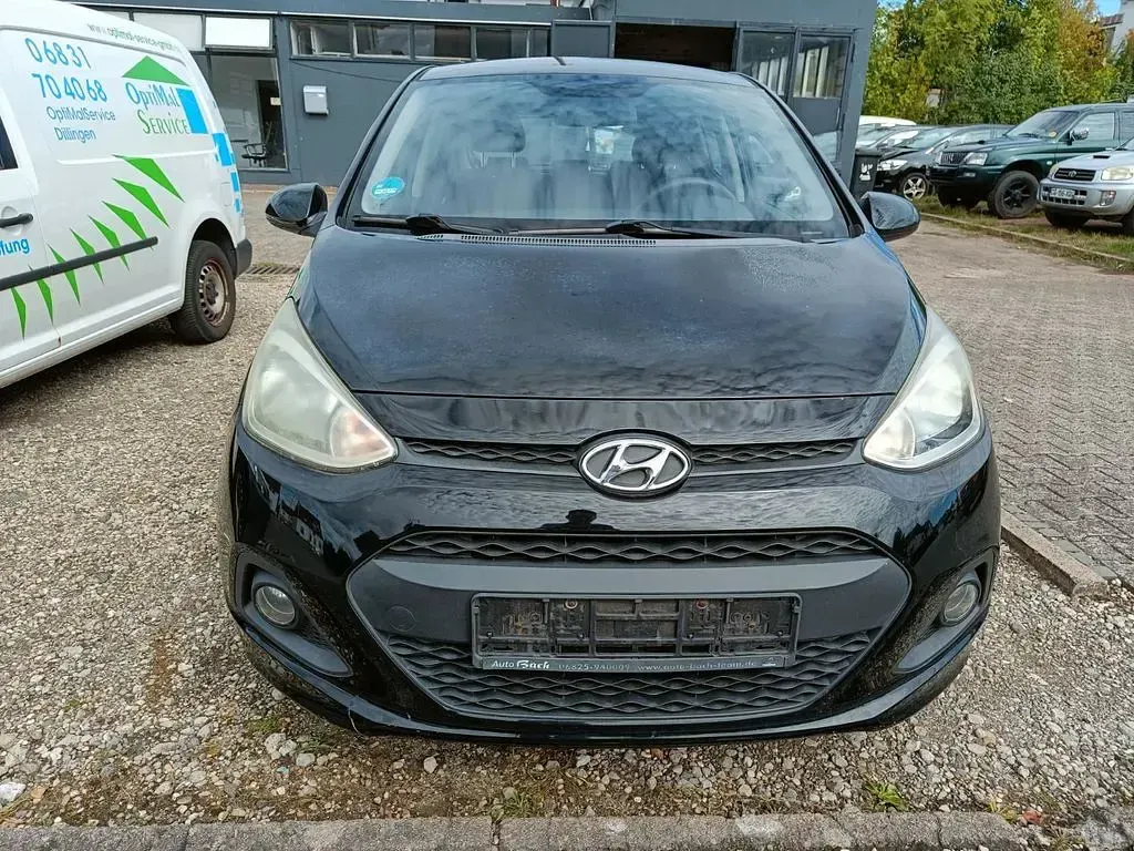 Gebraucht Hyundai i10 Classic 67 PS (49 kW) 2016 Kleinwagen