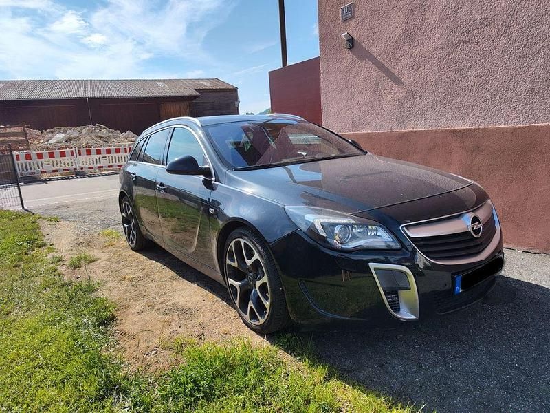 Schwarz Gebraucht 2016 Opel Insignia OPC Kombi | 22.999 € - Bild 1/4