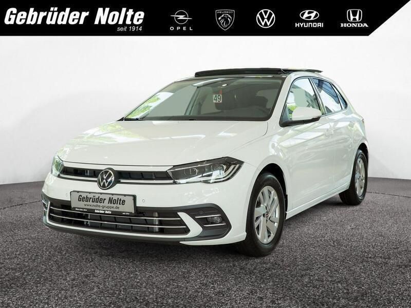 Pure white Gebraucht 2024 VW Polo Style Kleinwagen | 27.950 € (Teuer) - Bild 1/4