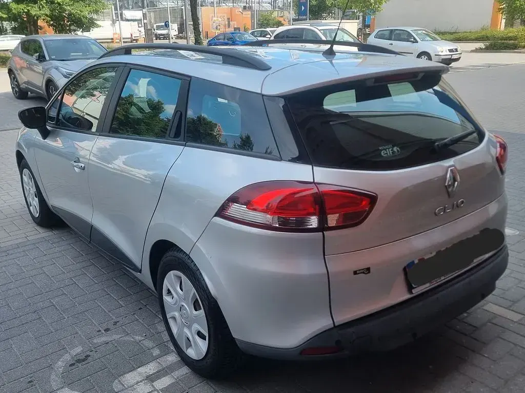 Gebraucht Renault Clio Dynamique 73 PS (53 kW) 2015 Silber Limousine