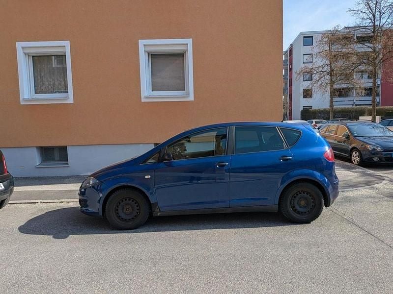 Gebraucht Seat Altea Reference 105 PS (77 kW) 2005 Blau Van / Kleinbus