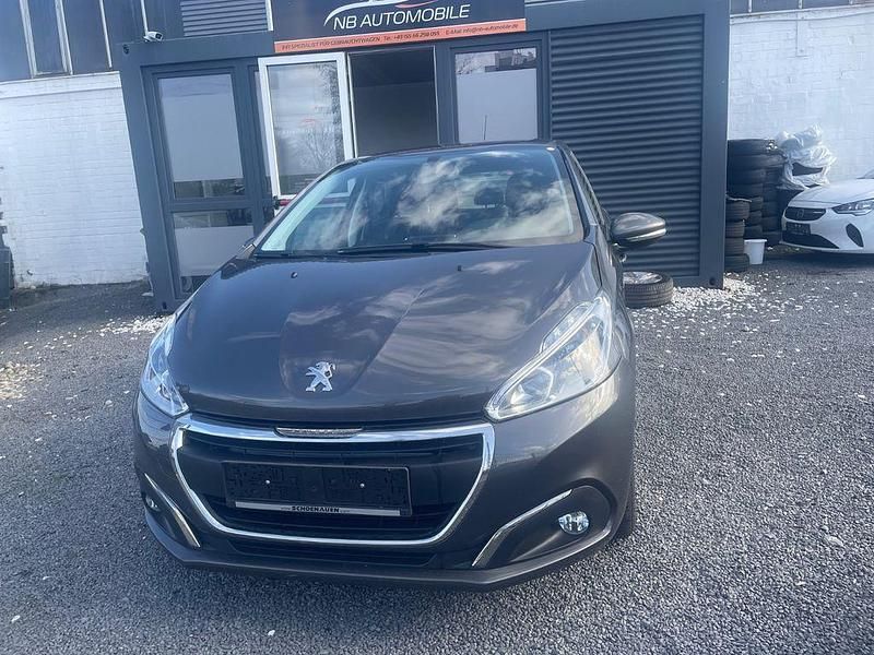 Gebraucht Peugeot 208 Active 60 PS (44 kW) 2019 Grau Kleinwagen