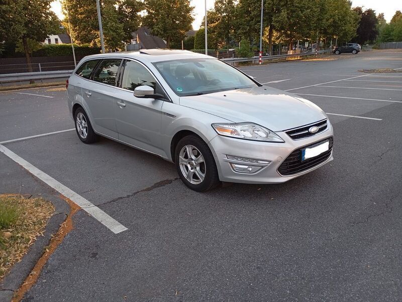 Silber Gebraucht 2011 Ford Mondeo Limousine | 2.800 € (Guter Preis) - Bild 1/4