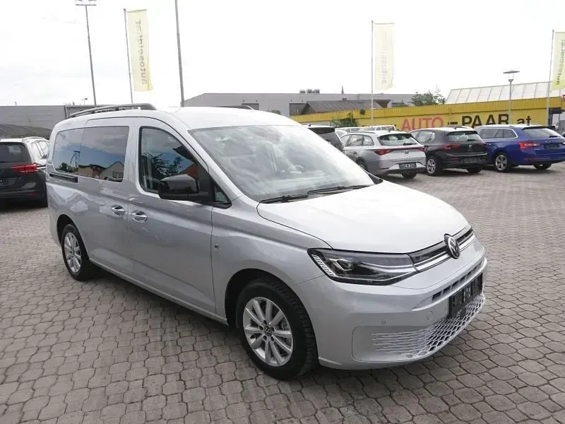 Gebraucht VW Caddy Life 102 PS (75 kW) 2023 Silber Van / Kleinbus