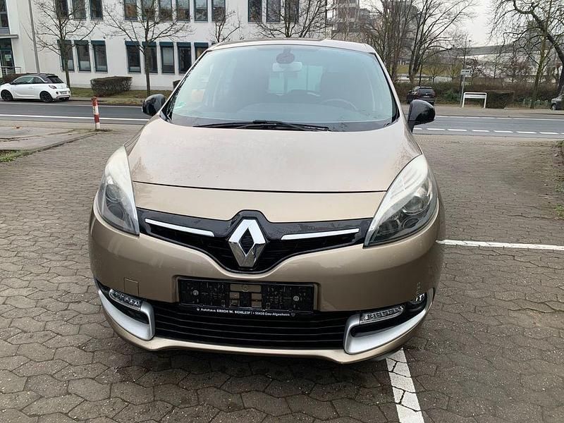 Beige Gebraucht 2015 Renault Scénic III LIMITED Van / Kleinbus | 4.899 € (Fairer Preis) - Bild 1/4