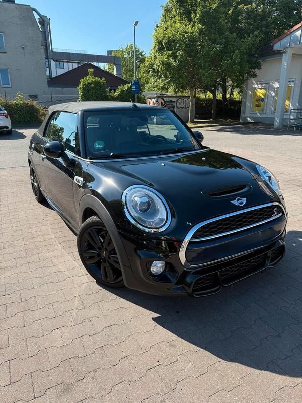 Schwarz Gebraucht 2016 Mini John Cooper Works Cabriolet Cabrio | 17.500 € (Fairer Preis) - Bild 1/4