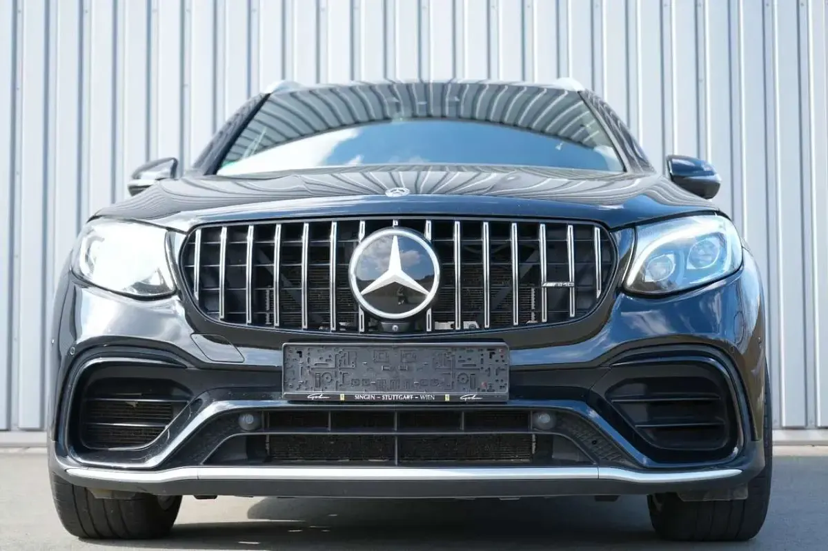 Gebraucht Mercedes GLC63 AMG AMG 510 PS (375 kW) 2019 Schwarz/baltic black SUV