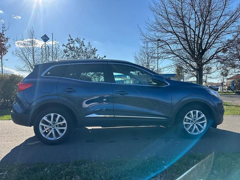 Gebraucht Renault Kadjar 131 PS (96 kW) 2017 Blau SUV