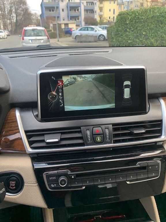 Gebraucht BMW 220 Active Tourer Performance 190 PS (139 kW) 2016 Silber Van / Kleinbus