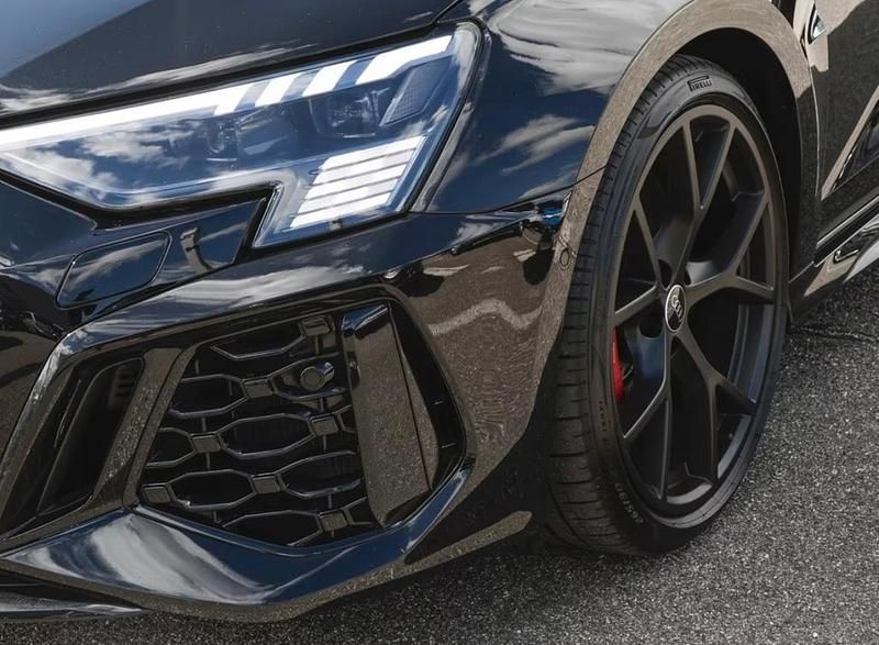 Gebraucht Audi RS3 Comfort 400 PS (294 kW) 2023 Schwarz Limousine