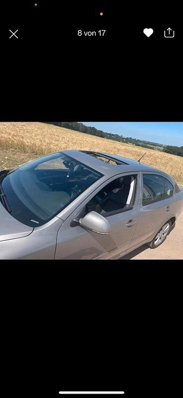 Gelb Gebraucht 2012 Skoda Octavia Limousine | 5.750 € (Guter Preis) - Bild 1/4
