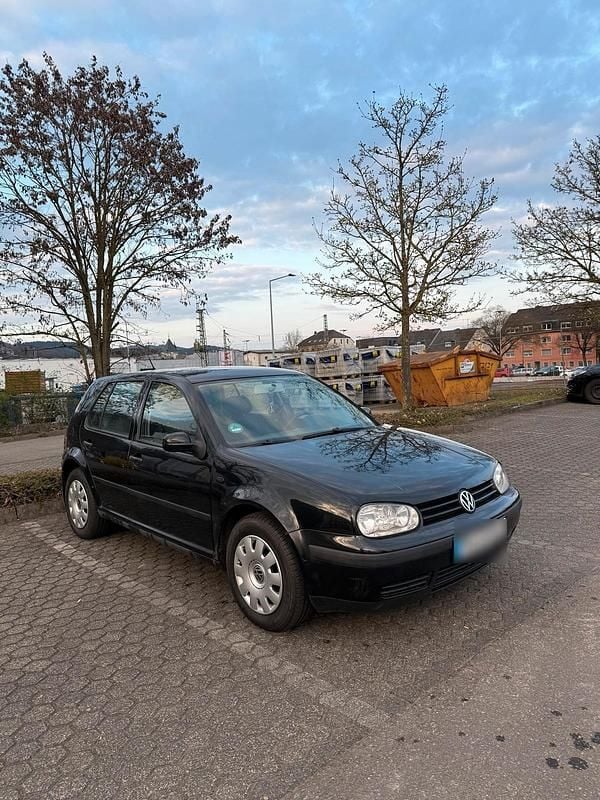 Gebraucht VW Golf IV 90 PS (66 kW) 2004 Schwarz Kleinwagen