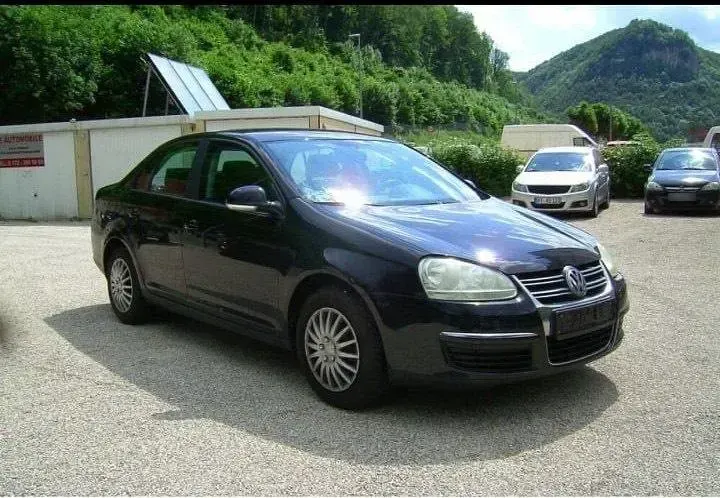 Gebraucht VW Jetta 102 PS (75 kW) 2007 Schwarz Limousine