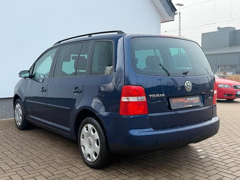Gebraucht VW Touran Trendline 105 PS (77 kW) 2004 Blau Van / Kleinbus
