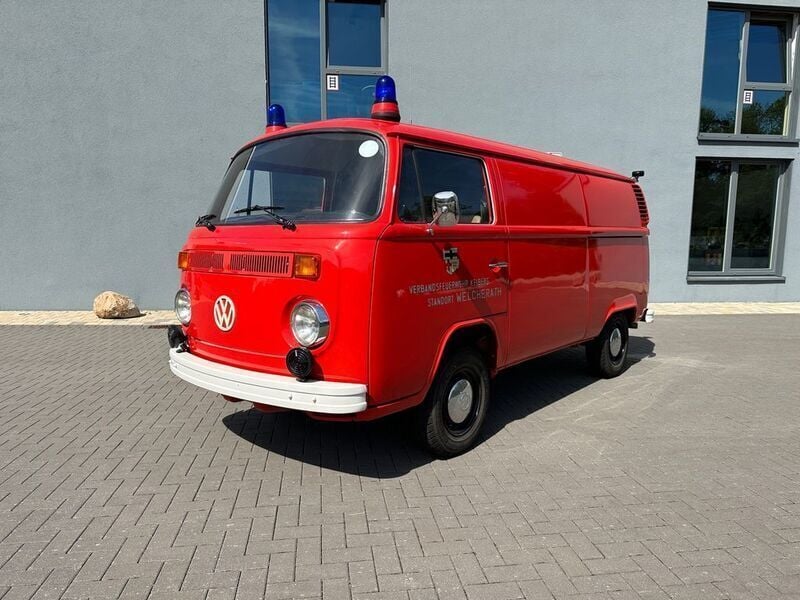 Rot Gebraucht 1973 VW T2 Van | 31.900 € - Bild 1/4