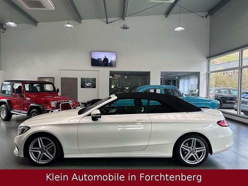 Gebraucht Mercedes C220 AMG line 170 PS (125 kW) 2017 Weiß Cabrio
