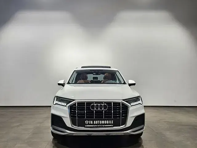 Gebraucht Audi Q7 S-Line 286 PS (210 kW) 2023 Gletscherweiß metallic (metallic) SUV