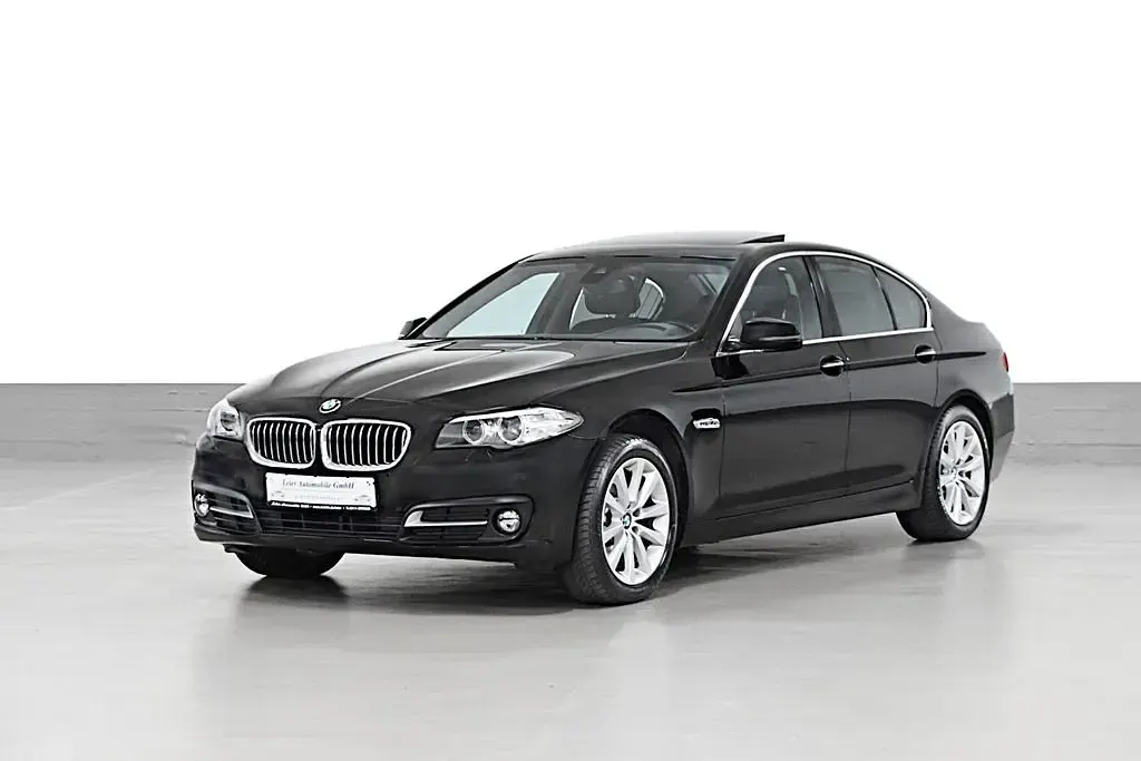 Gebraucht BMW 520 Sport Line 190 PS (139 kW) 2016 Schwarz Limousine