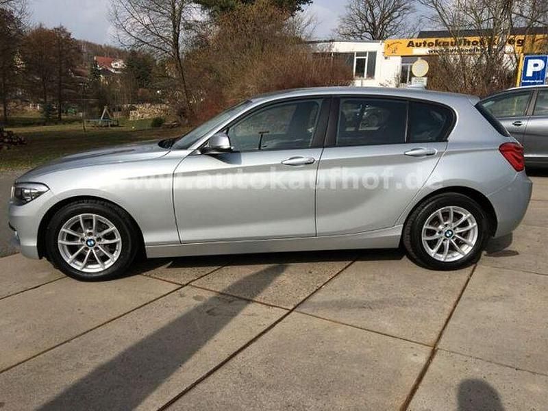 Gebraucht BMW 118 Advantage 136 PS (100 kW) 2015 Silber Kleinwagen