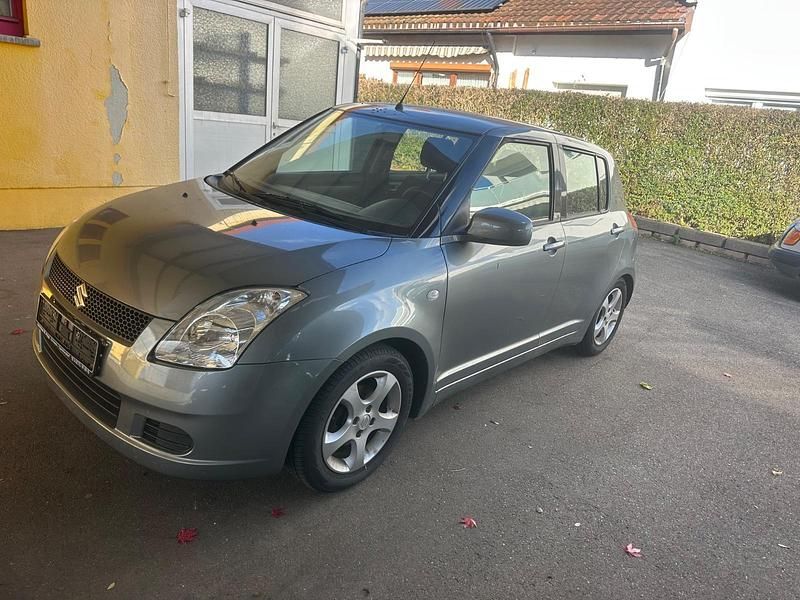 Gebraucht Suzuki Swift 93 PS (68 kW) 2006 Grau Kleinwagen