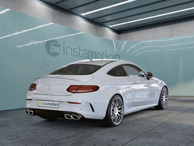 Weiß Gebraucht 2023 Mercedes C63 AMG AMG Coupé | 81.092 € (Teuer) - Bild 1/2