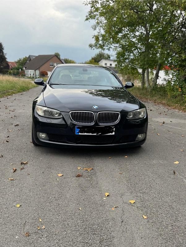 Schwarz Gebraucht 2007 BMW 335 Performance Coupé | 11.950 € (Fairer Preis) - Bild 1/4