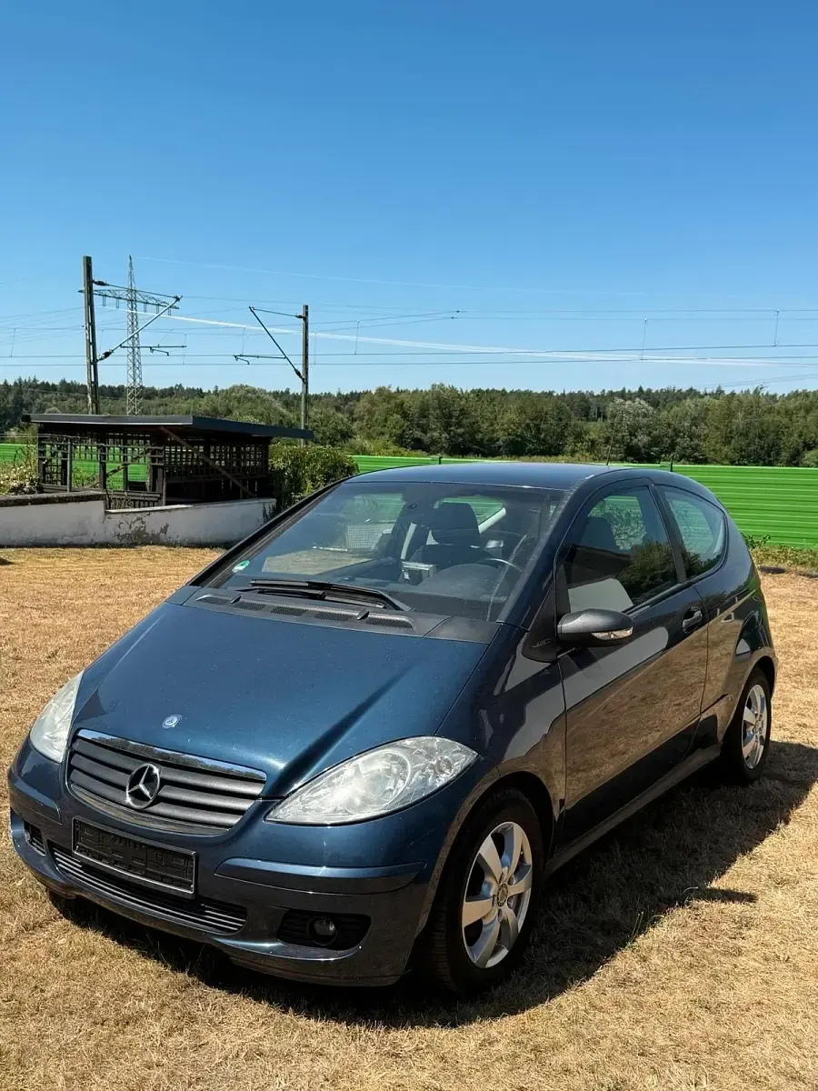 Gebraucht Mercedes A180 Classic 109 PS (80 kW) 2005 Blau Kleinwagen