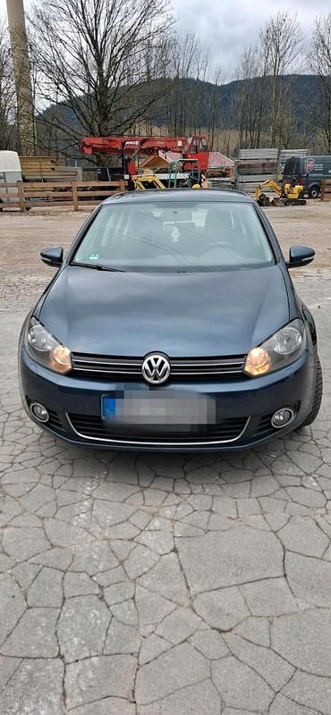 Gebraucht VW Golf VI 125 PS (91 kW) 2011 Blau Kleinwagen