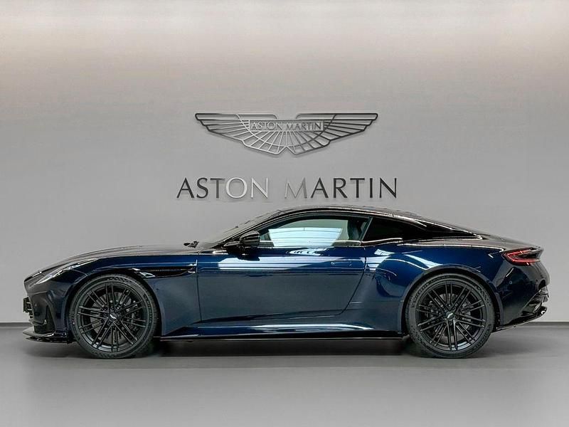 Neu Aston Martin DB12 680 PS (500 kW) 2026 Blau Coupé