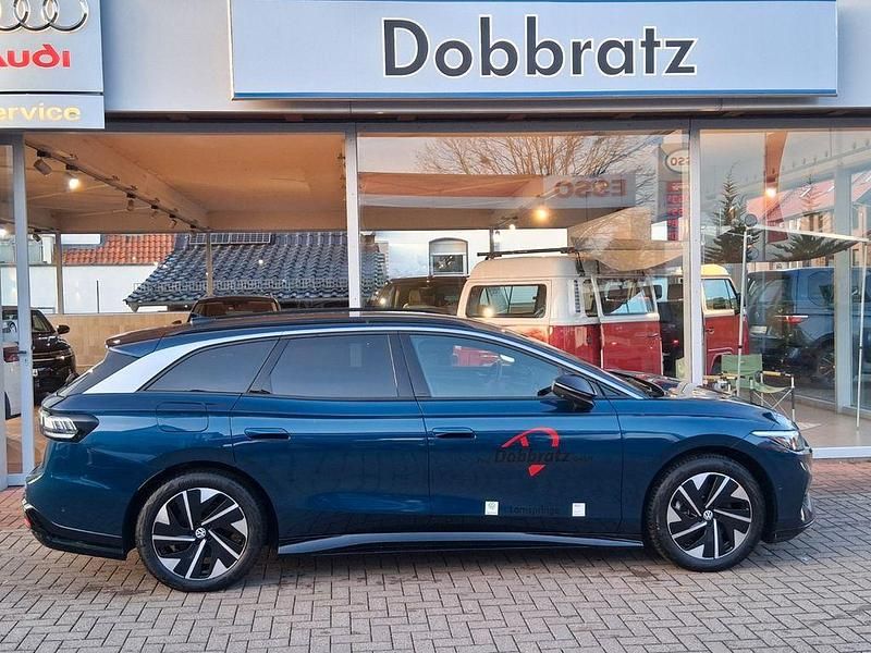 Blau Gebraucht 2025 VW ID.7 Pro Kleinwagen | 49.900 € (Teuer) - Bild 1/4