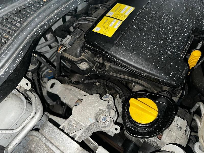 Gebraucht Renault Twingo 75 PS (55 kW) 2008 Weiß Kleinwagen