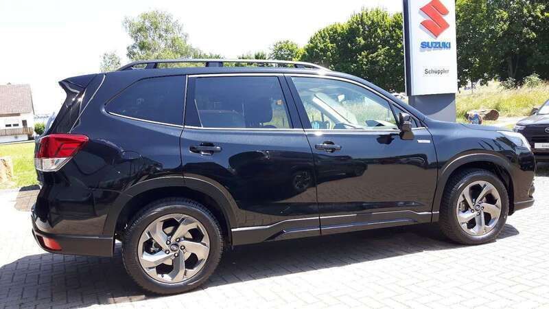 Gebraucht Subaru Forester Platinum 150 PS (110 kW) 2024 Schwarz SUV