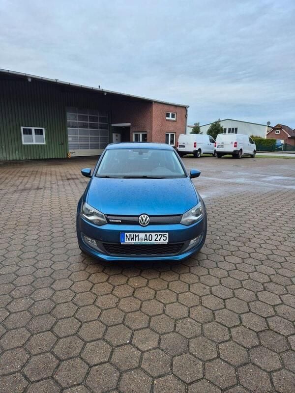 Blau Gebraucht 2016 VW Polo Kleinwagen | 6.500 € (Guter Preis) - Bild 1/4