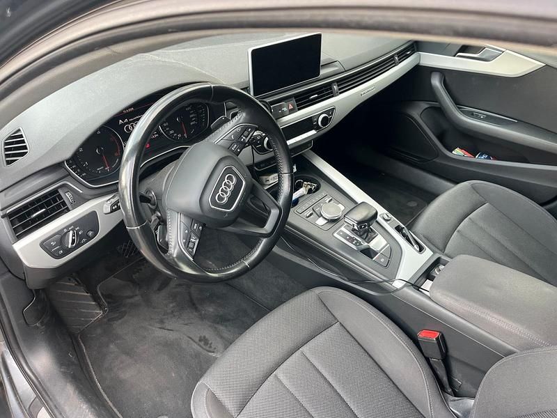 Gebraucht Audi A4 217 PS (159 kW) 2016 Grau Kombi