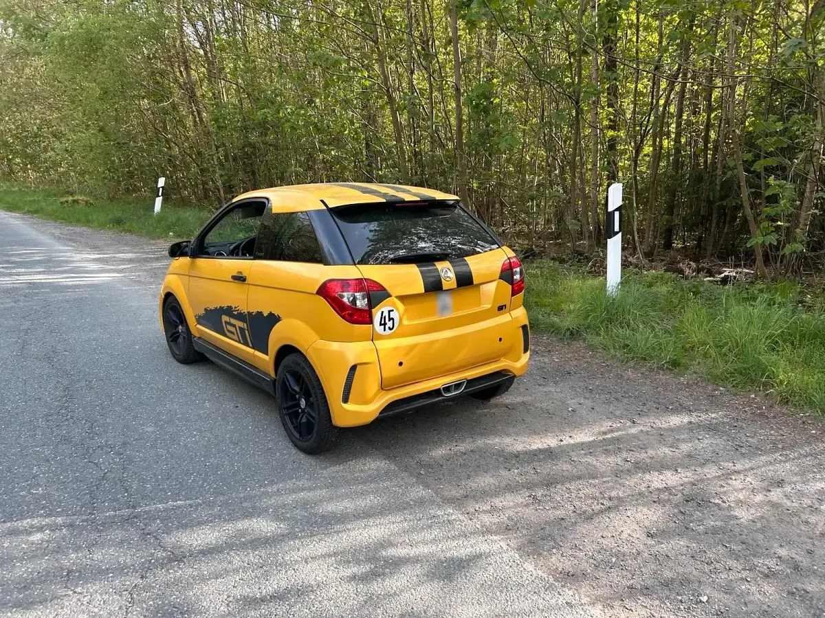 Brugt Aixam Coupe 2016 Gul Coupe
