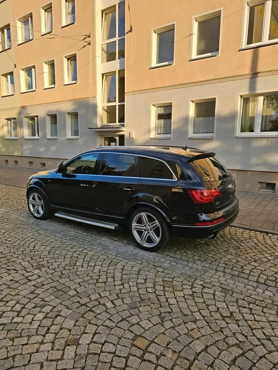 Gebraucht Audi Q7 Comfort 249 PS (183 kW) 2012 Schwarz SUV