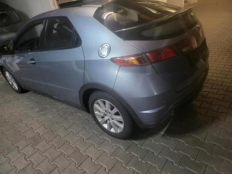 Gebraucht Honda Civic 140 PS (102 kW) 2008 Blau Kleinwagen